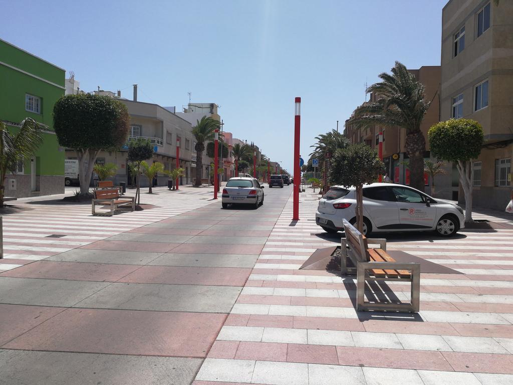 La Casa Del Primo Yo Trabajo Y Tu Beneficio Villa Arinaga Exterior foto